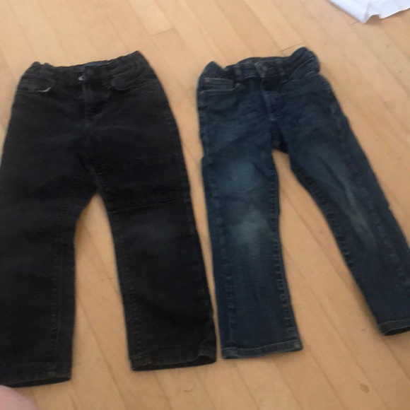 Kids size 4 jeans - Picture 1 of 1